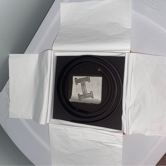 Hermes Belt W/ receipt - Picture 4 of 5
